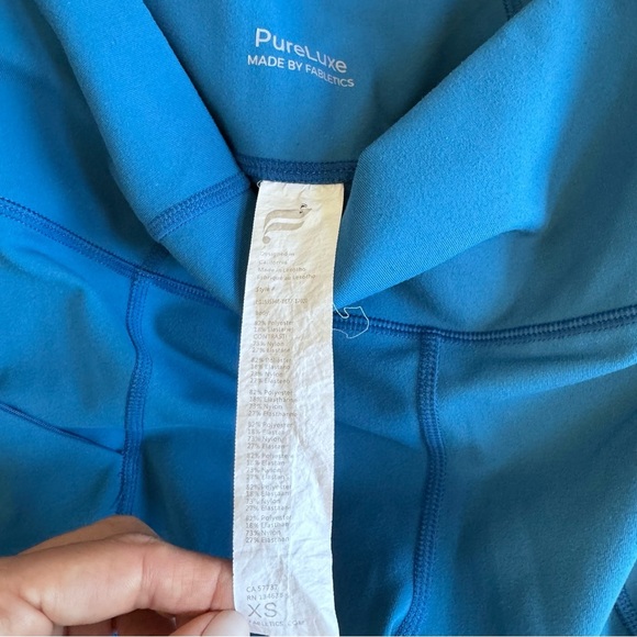 Fabletics Oasis PureLuxe High-Waisted Legging
 Blue, with Side Pockets XS - Picture 7 of 16